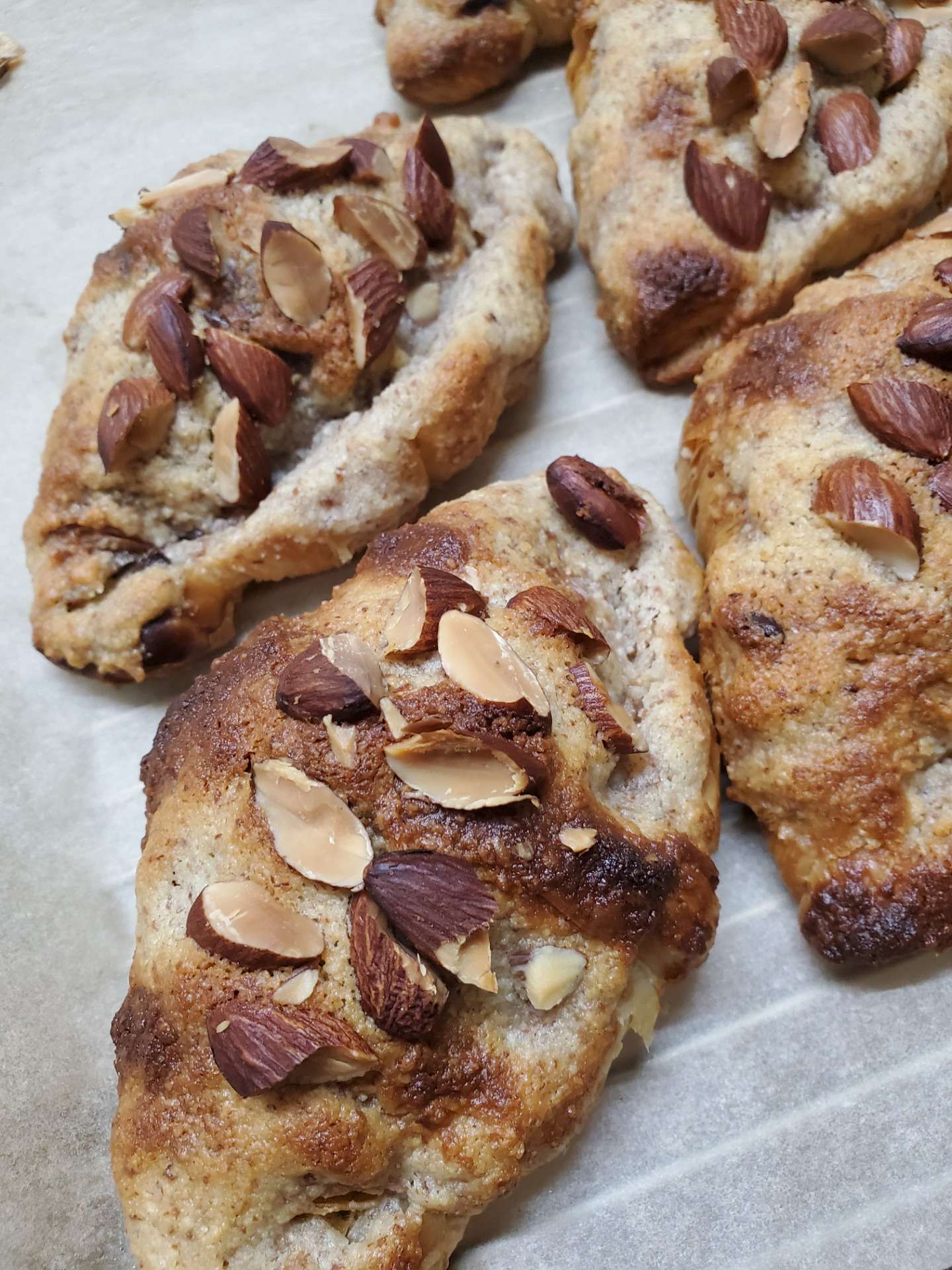 クロワッサンオザマンド